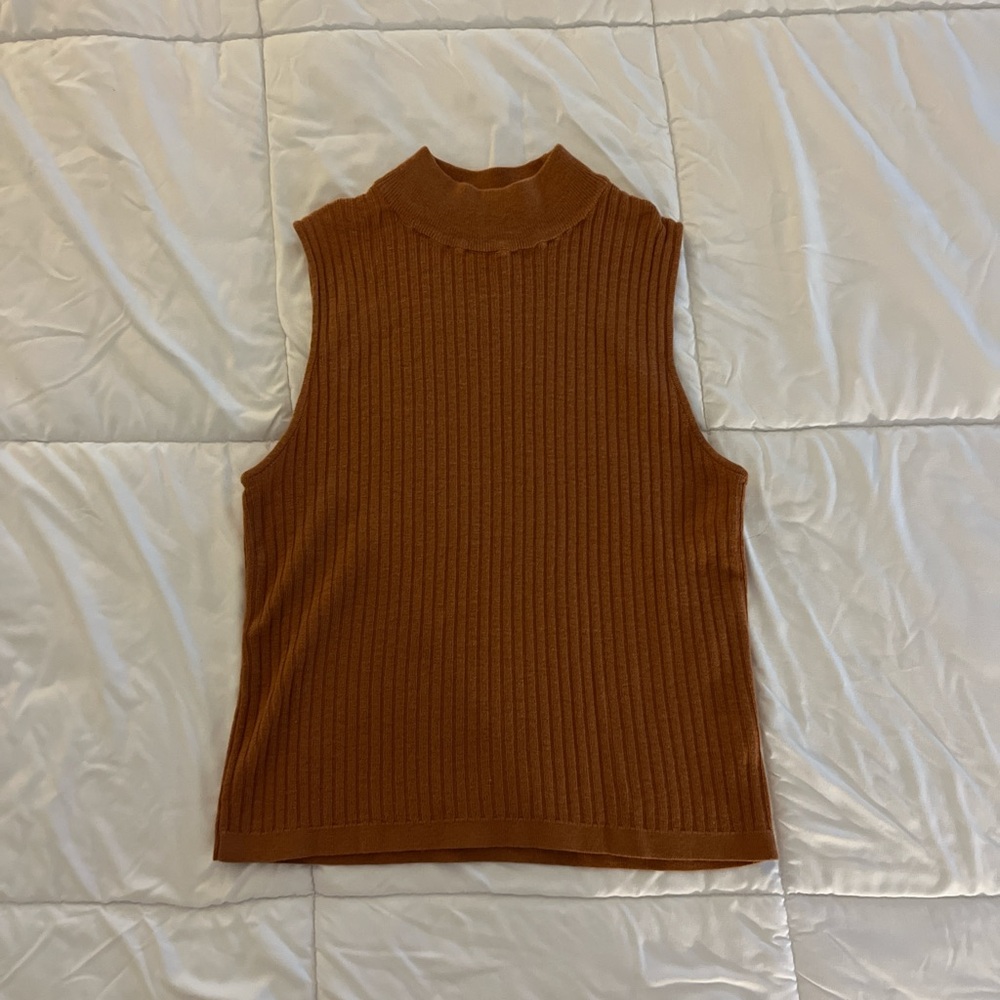 Sleeveless Ribbed Knit Top - Brown